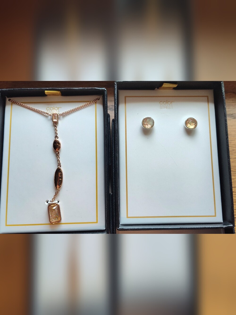 Color Street Rose Gold Lariat Necklace with Champagne Stud Earrings